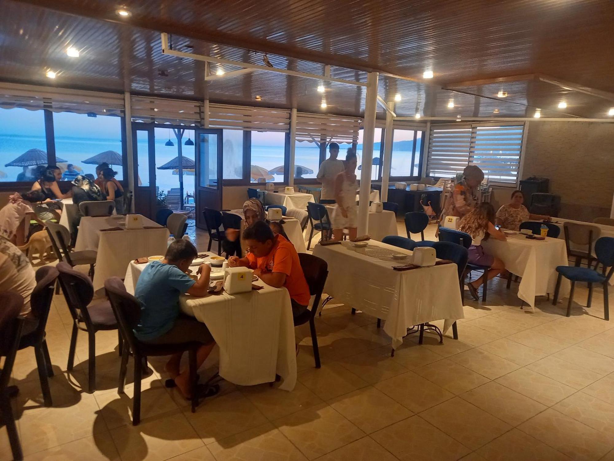 Paradise Hotel Akcay Edremit  Exterior photo